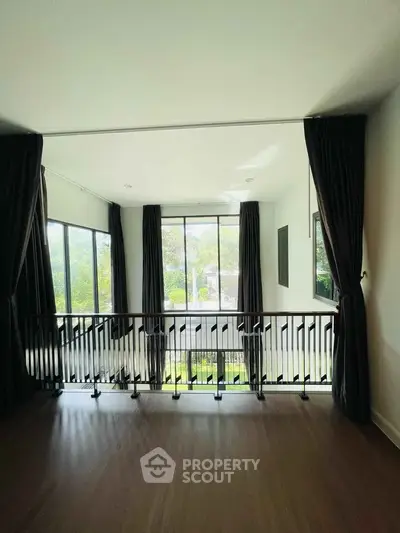 image_rental-28025403