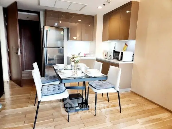 image_rental-13984293