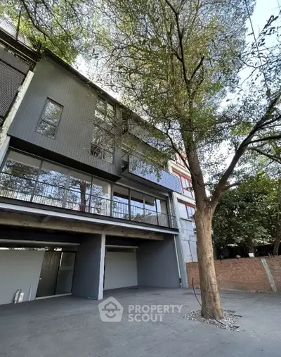 image_rental-29624298