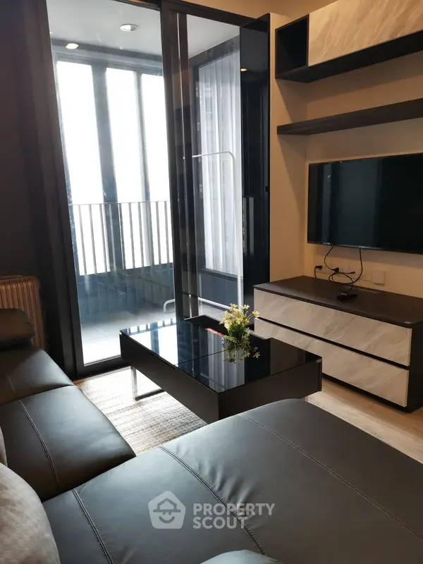 image_rental-10192150