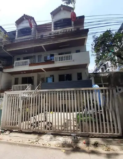 Screenshot 2568-09-16 at 08.46.26.jpg