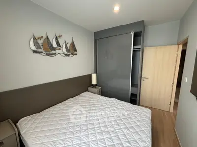 Modern bedroom with stylish decor and spacious wardrobe