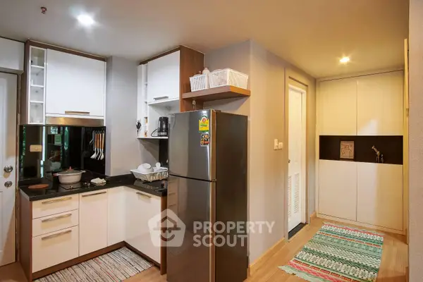 image_rental-12893485