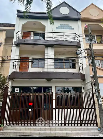 image_rental-28001879