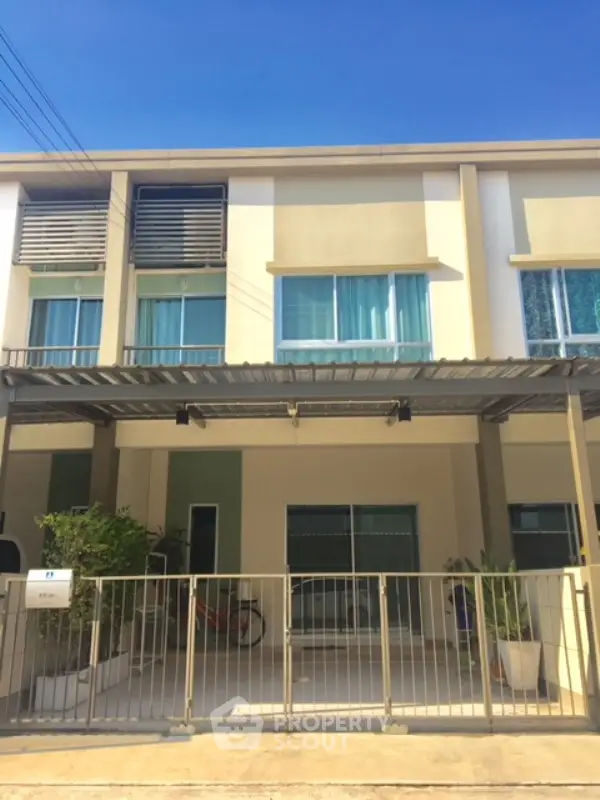 image_rental-5976842