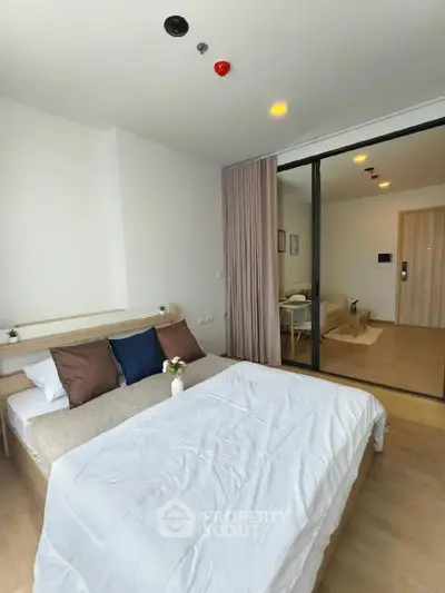 image_rental-27070558