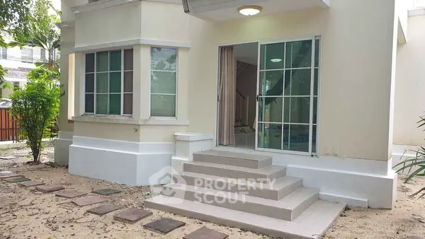 image_rental-12270999