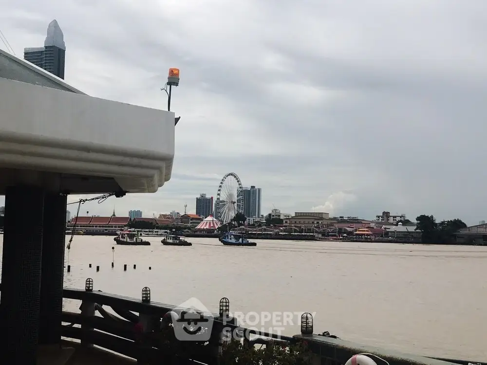  3 Bedrooms Condo -1