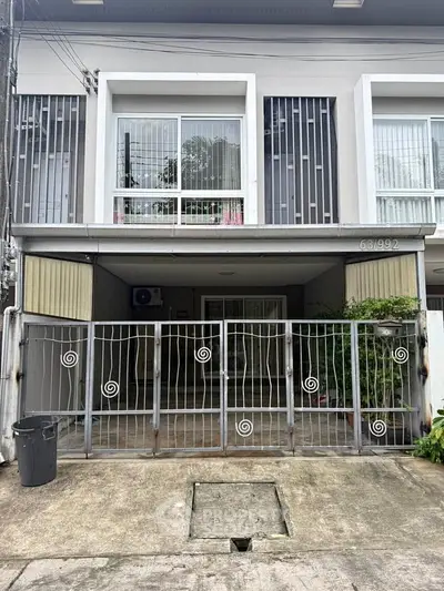 image_rental-29326361