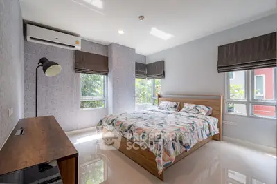 image_rental-29971467