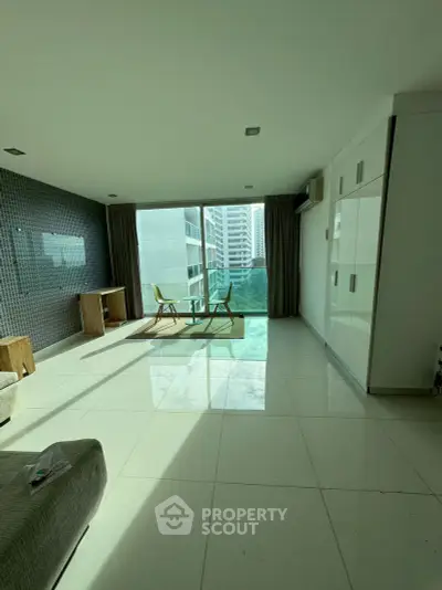 image_rental-27861187