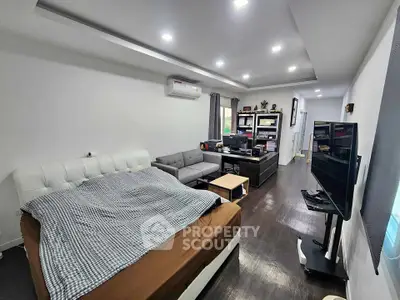 image_rental-29969307