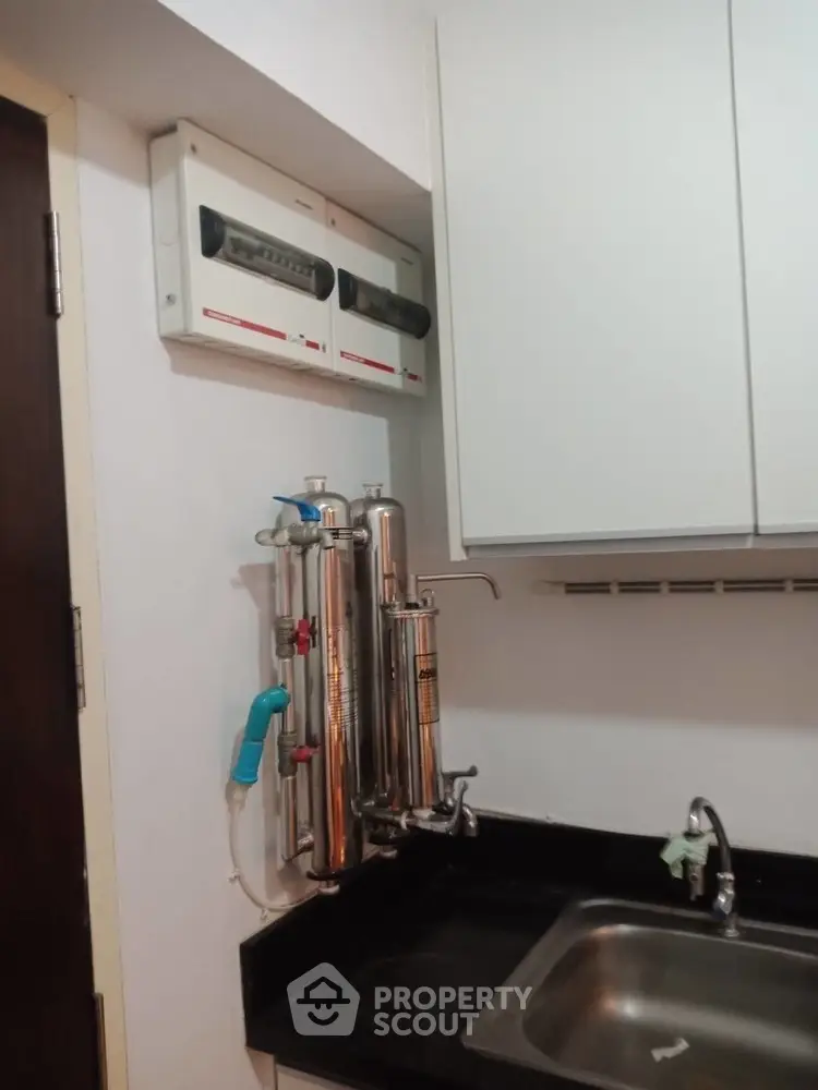  2 Bedrooms Condo at Max Condominium Vibhawadi-1