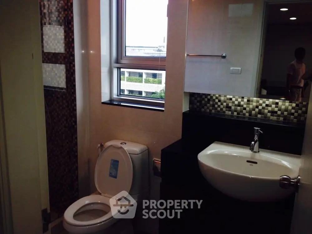  1 Bedroom Condo at Centric Scene Aree 2-4