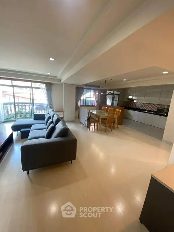 image_rental-12100586