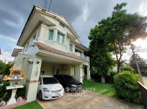 image_rental-12992471