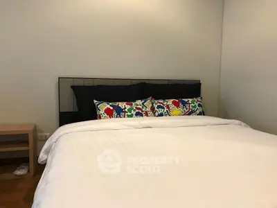  1 Bedroom Condo at Regent Home 22 Sukhumvit 85-5