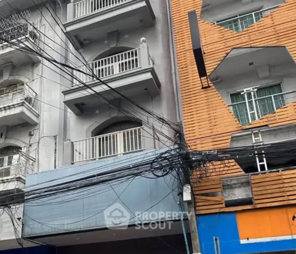 image_rental-28628634