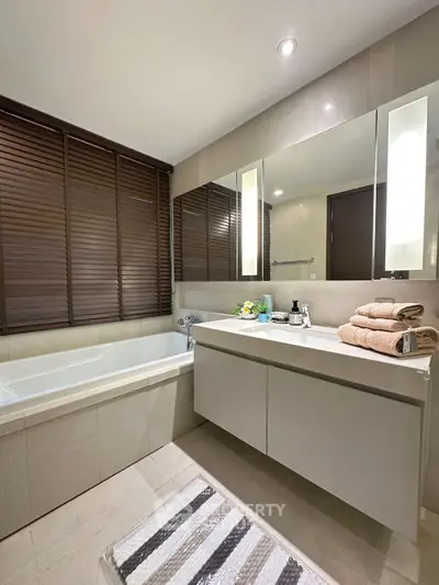 Luxurious modern bathroom with sleek design and elegant fixtures