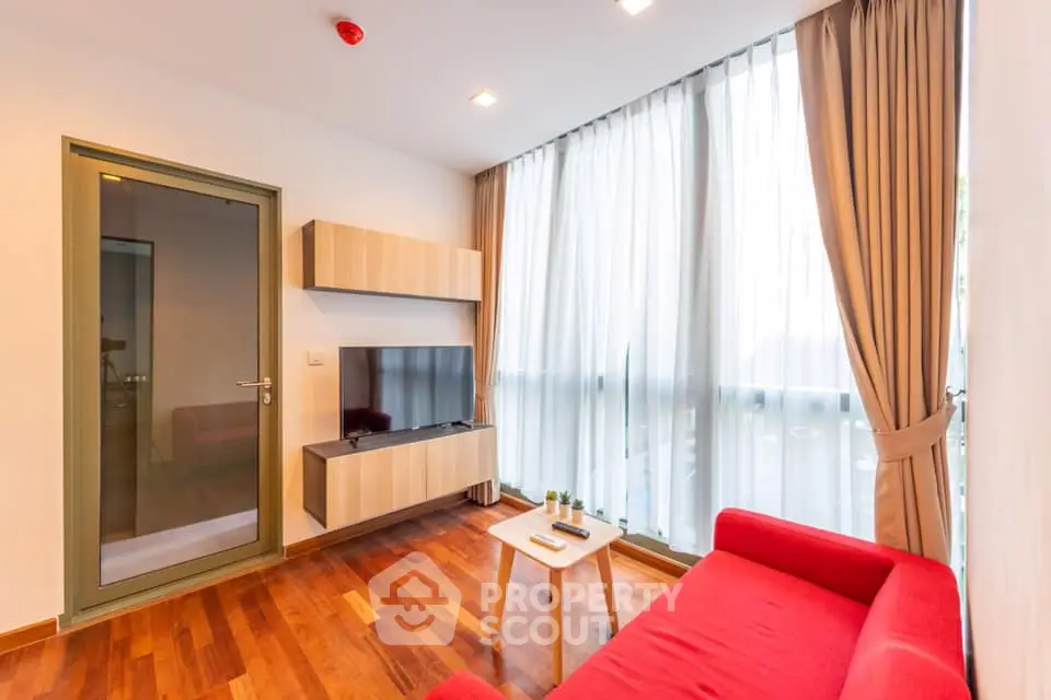 Fully Furnished 1 Bedroom Condo at Wish Signature Midtown Siam-1
