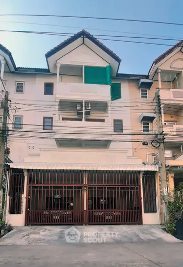 image_rental-6627101