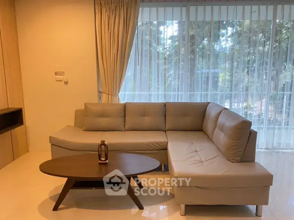 image_rental-27878562