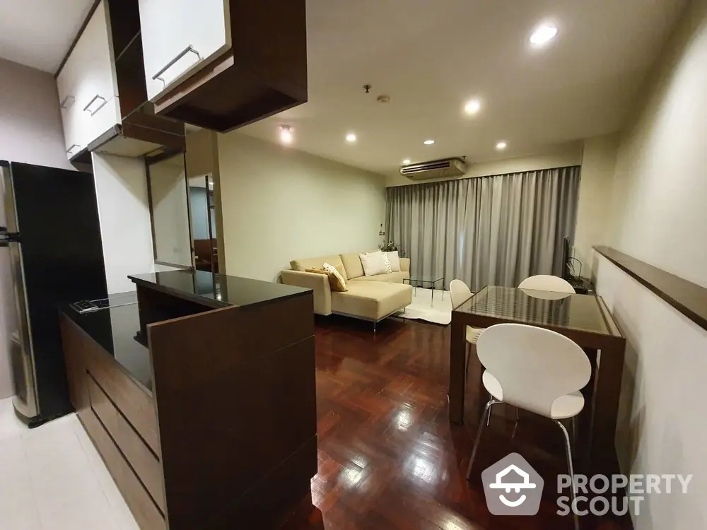  2 Bedrooms Condo -2