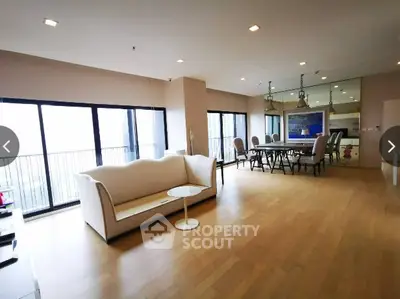 image_rental-28249982