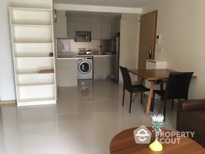  2 Bedrooms Condo at Socio Reference 61-3