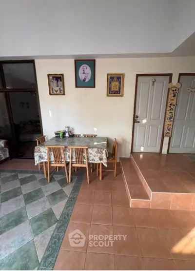 Screenshot 2568-11-16 at 14.37.30.jpg