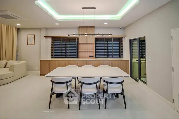 image_rental-29343509