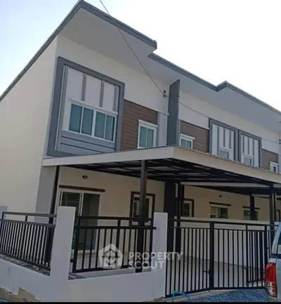 image_rental-8313948