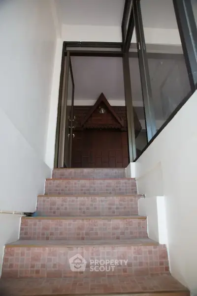 image_rental-29718326