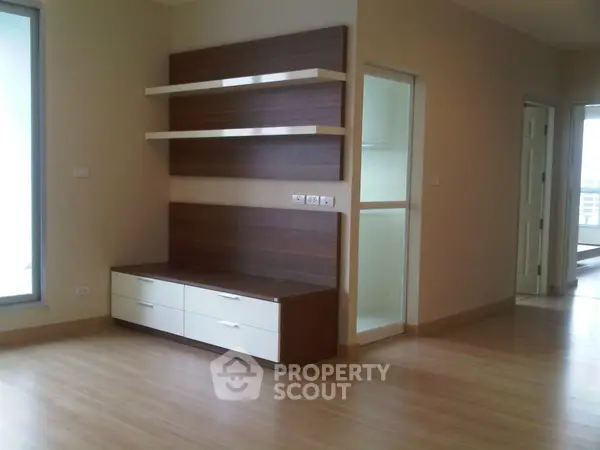 image_rental-30690242