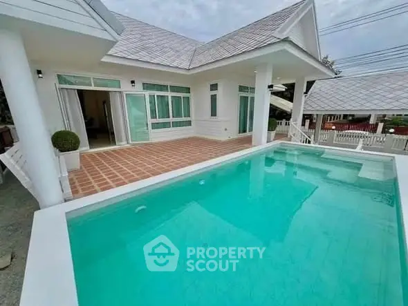 Stunning modern home with private pool and spacious terrace