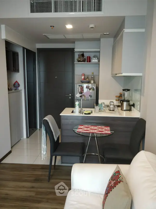 image_rental-5275754