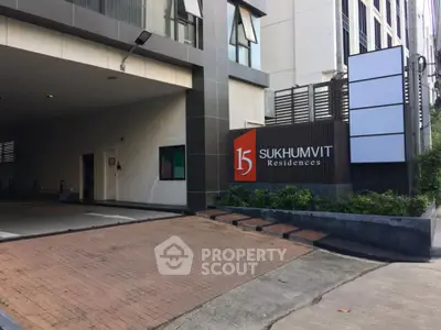 Fully Furnished 1 Bedroom Condo at 15 Sukhumvit Residences-3