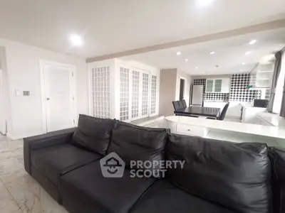  3 Bedrooms Condo at Royal Castle Sukhumvit-3
