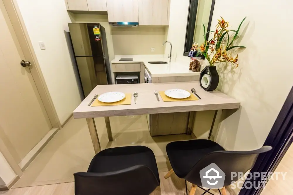  1 Bedroom Condo at Life Asoke ไลฟ์ อโศก-1