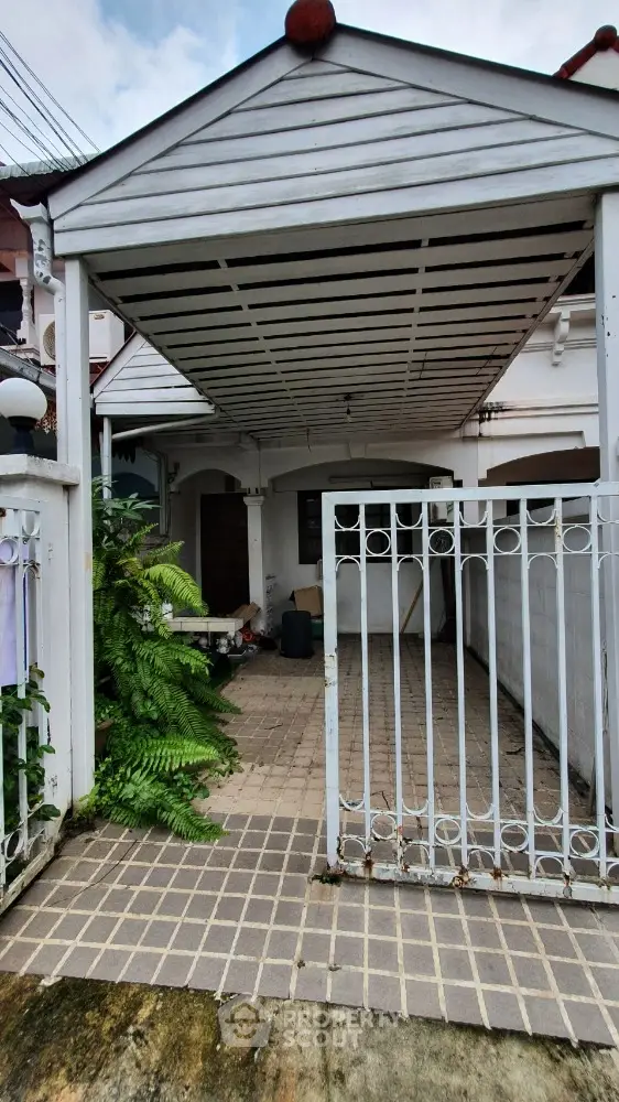 image_rental-6849118