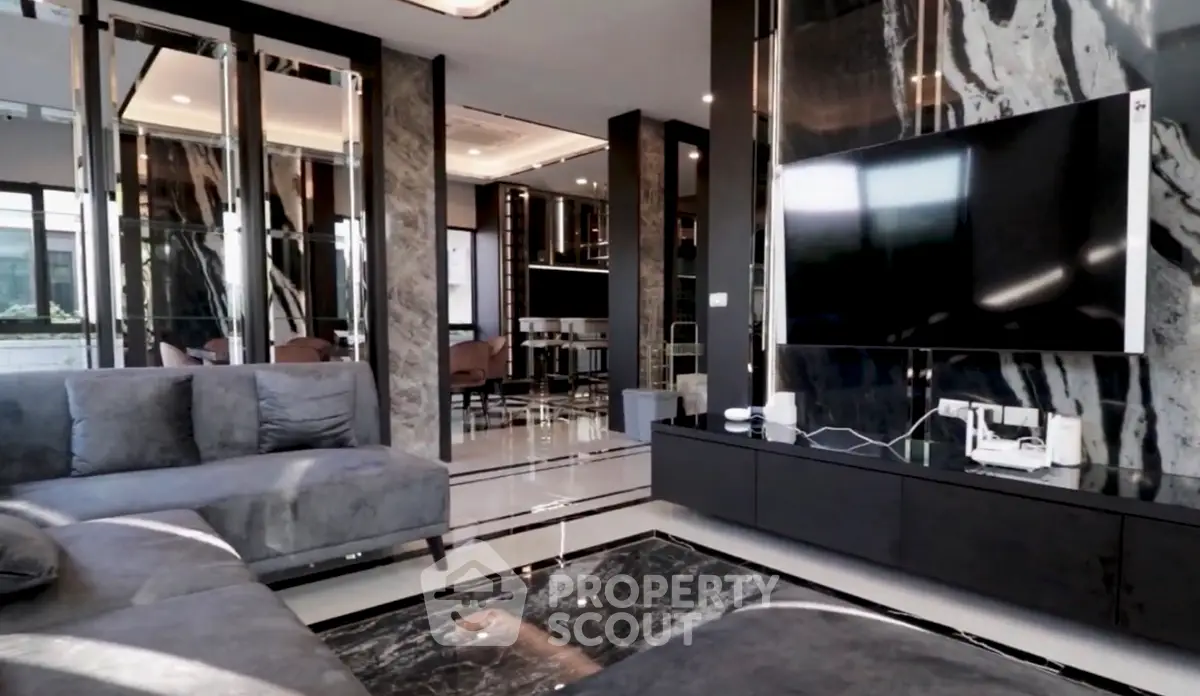 Screenshot 2569-03-12 at 21.26.45.jpg