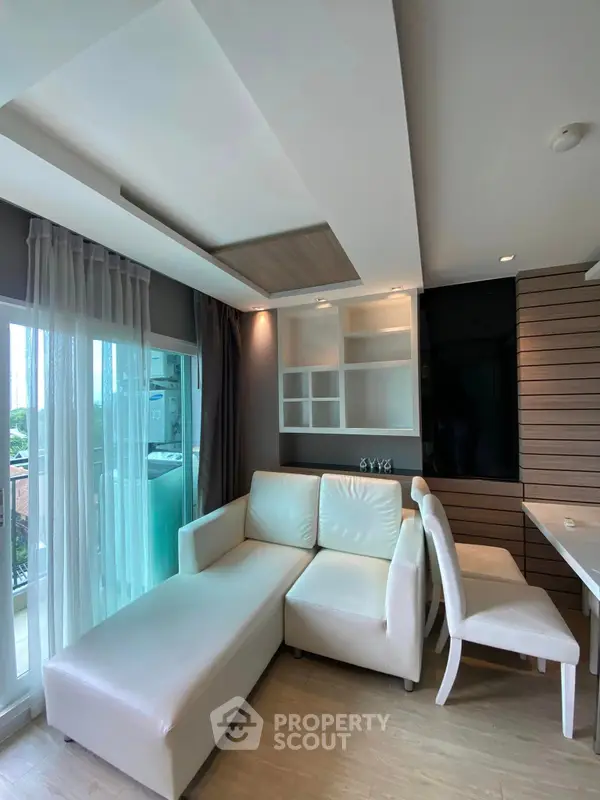 image_rental-12090271