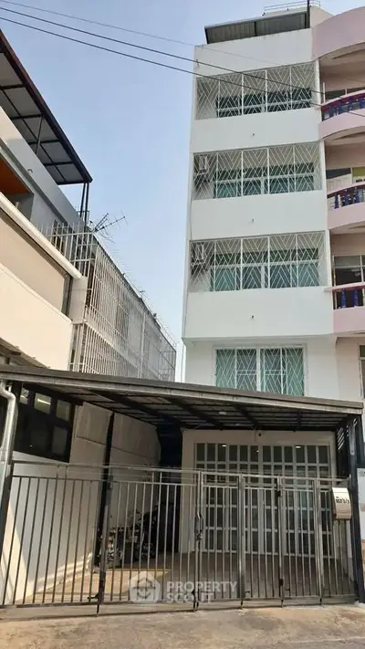 image_rental-27808196