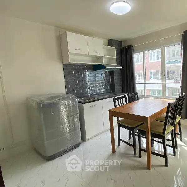 image_rental-4167854