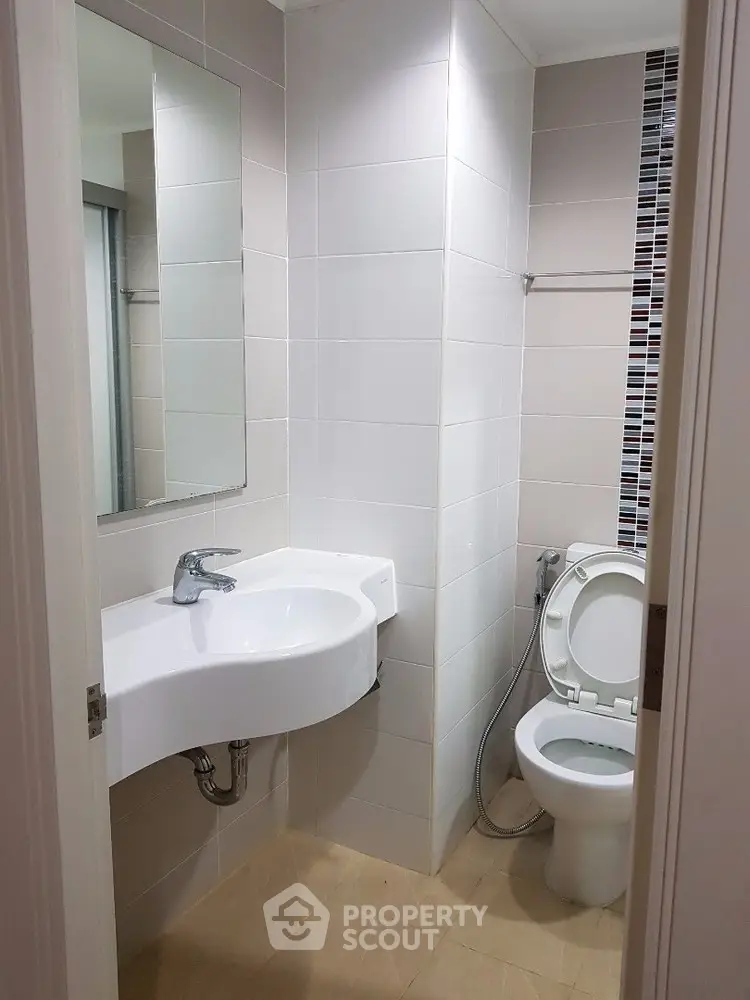  1 Bedroom Condo at Lumpini Place Rama 9 Ratchada Phase 1 2-1