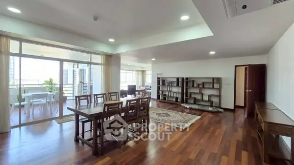 image_rental-30370549