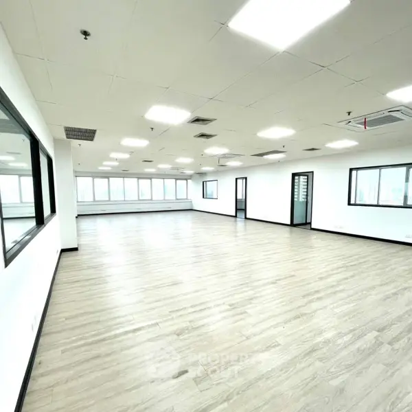 image_rental-30008873