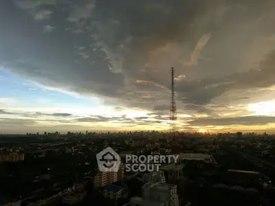  1 Bedroom Condo at Lumpini Place Srinakarin Huamak-3