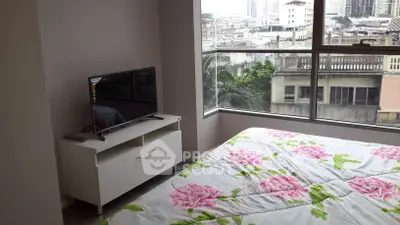 Fully Furnished 1 Bedroom Condo at The Room Sathorn St Louis-2