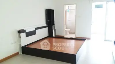 image_rental-29668175